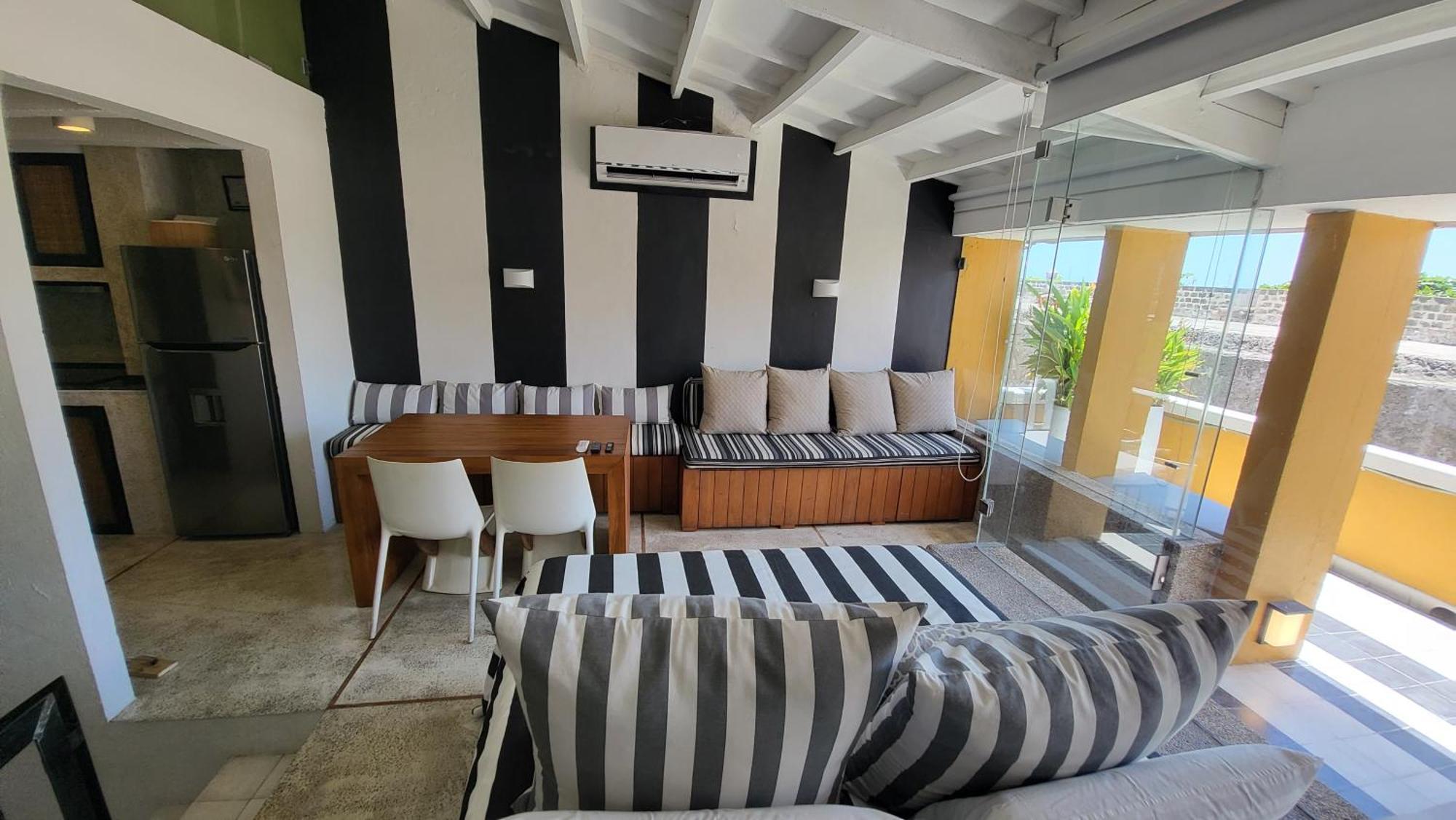 Apartamento Duplex Vista Al Mar Y Murallas Nuevo En La Ciudad Amurallada Leilighet Cartagena Eksteriør bilde